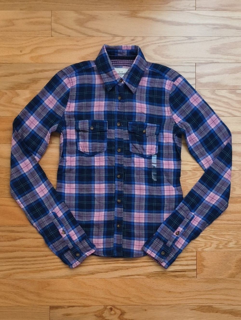 Abercrombie Kids Navy and Pink Plaid Flannel Button-Up Shirt Size M NWT